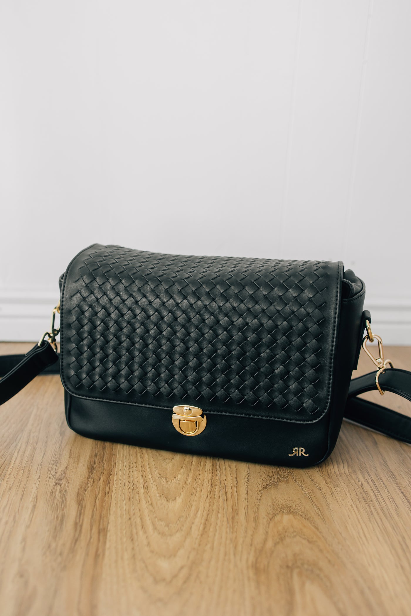 The Mae Crossbody