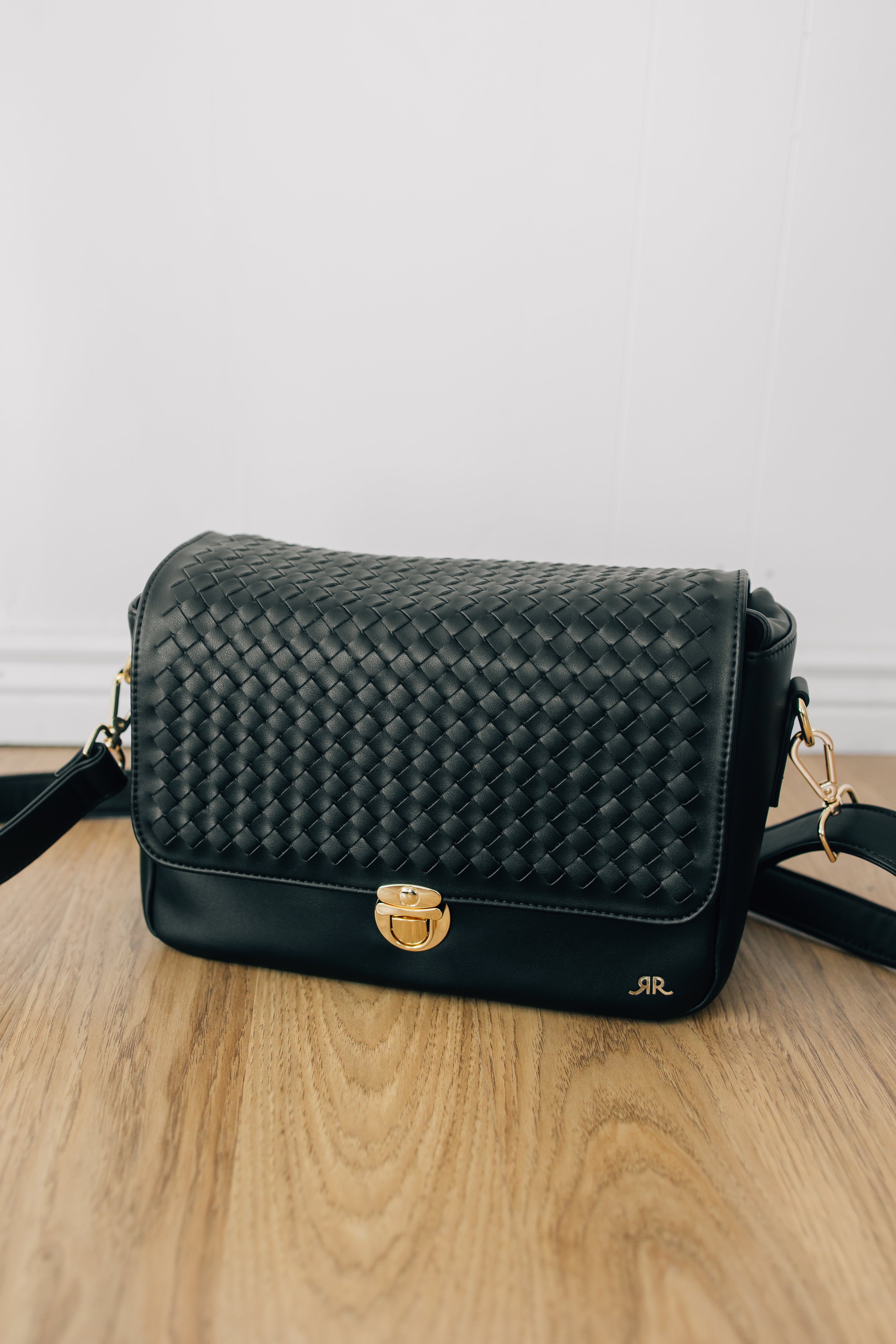 The Mae Crossbody