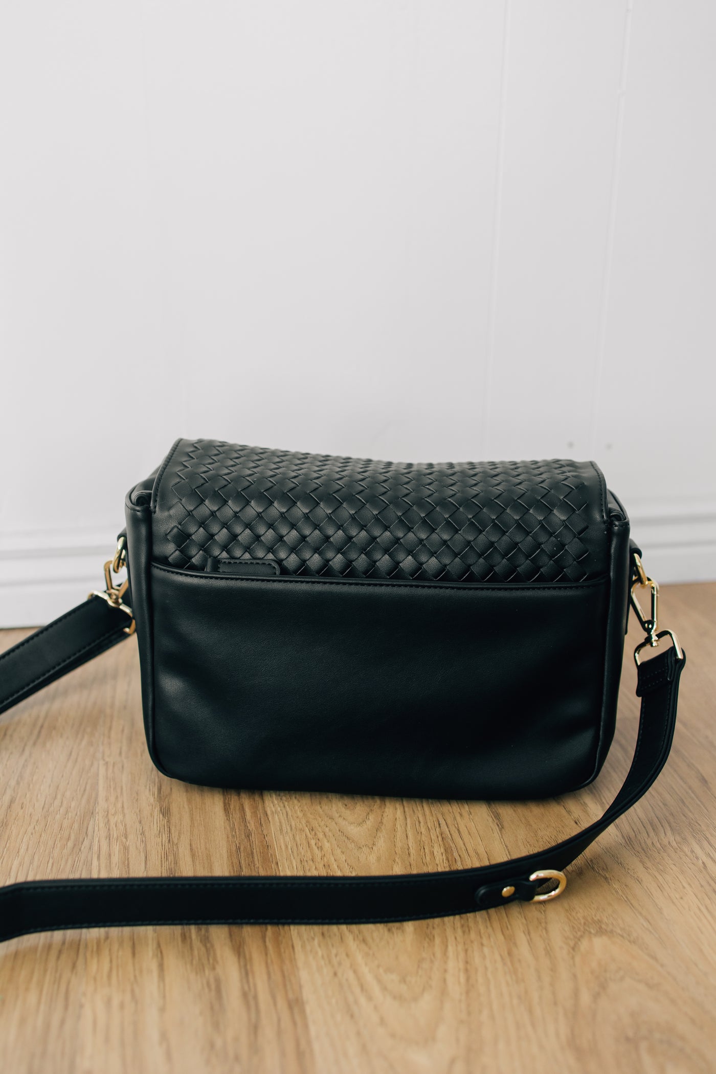 The Mae Crossbody