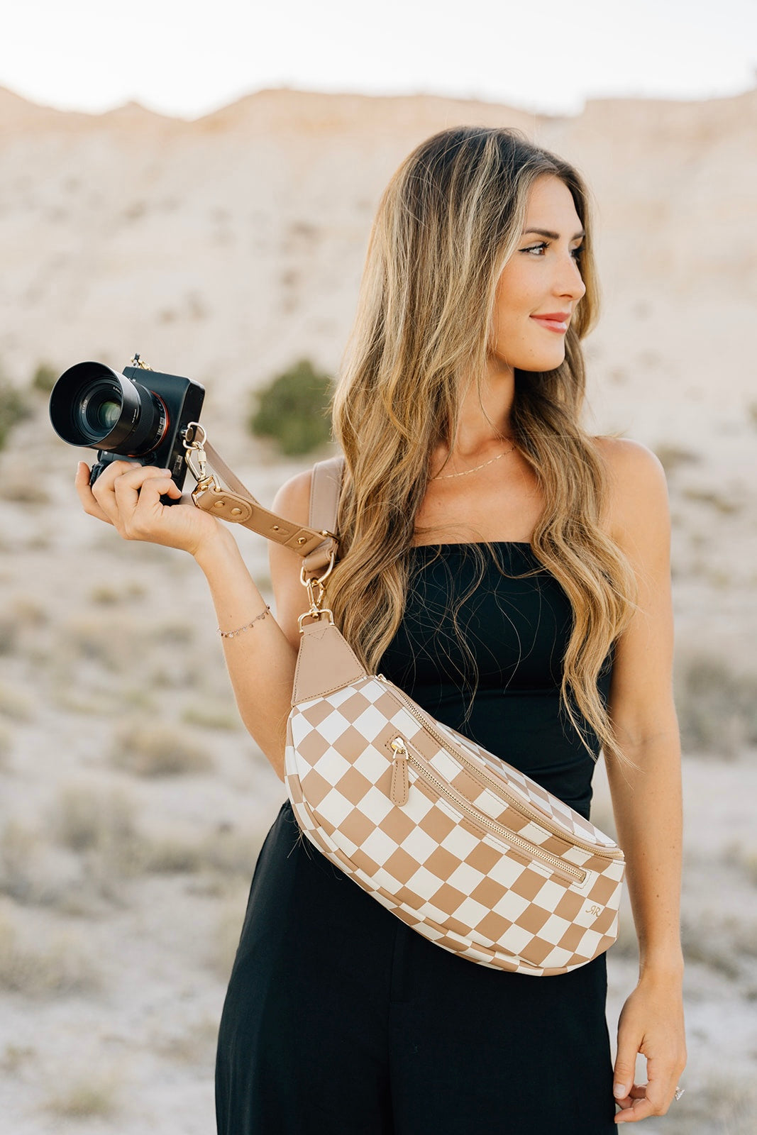 LIMITED EDITION Tan and Cream Checkered Sidekick